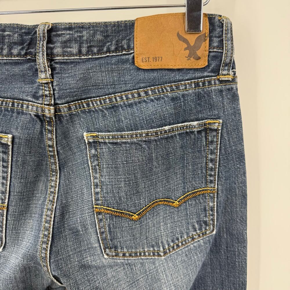 American Eagle Original Straight Jeans Womens 29 / 30 Med Wash 100% Cotton - Picture 7 of 8